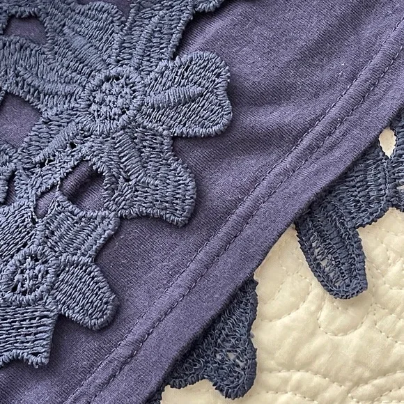 St Tropez West Top Sleeveless Navy Floral Cut Lace Size XS - Picture 5 of 12